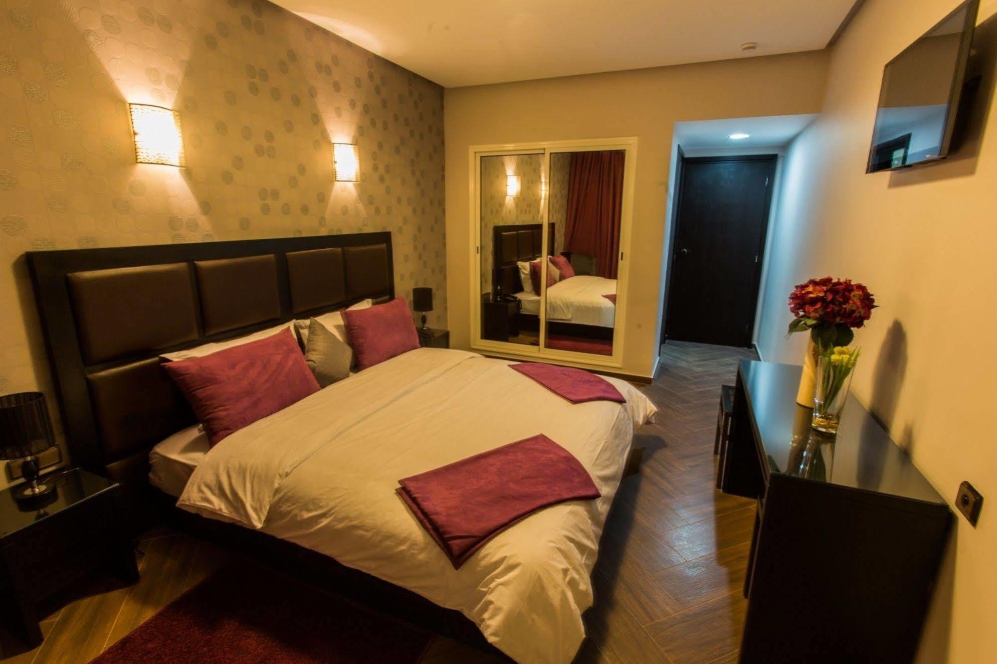 Hotel Swani Мекнес Экстерьер фото