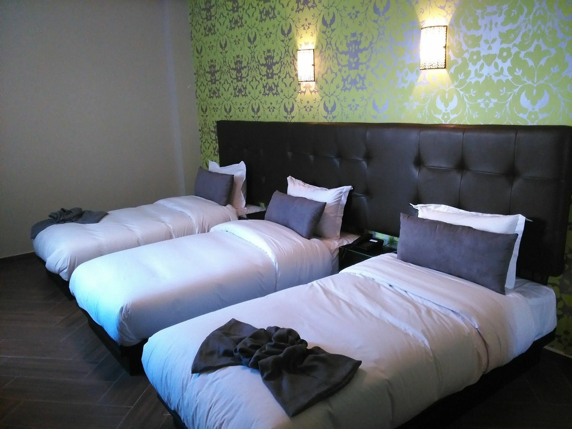Hotel Swani Мекнес Экстерьер фото